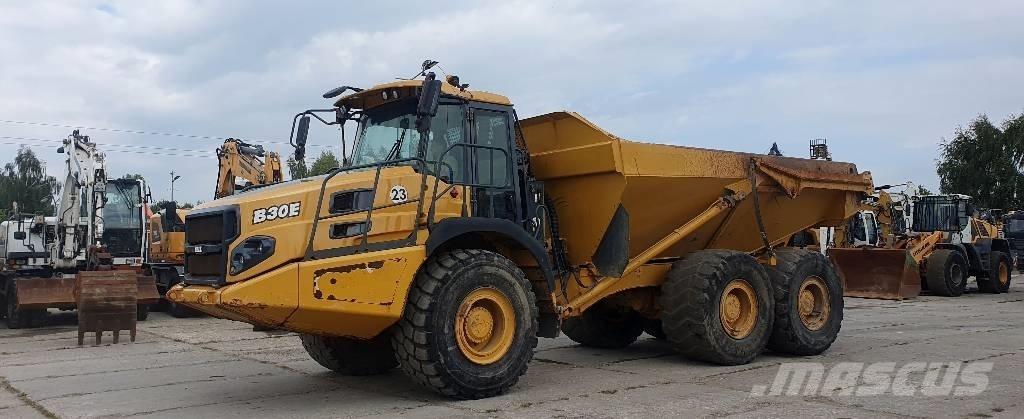 Bell B 30 E アーティキュレート式ダンプトラック