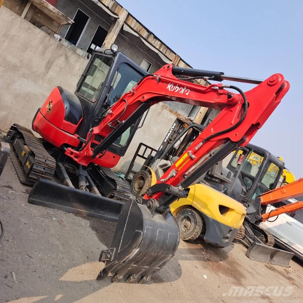 Kubota U 35 ミニ油圧ショベル 7t以下（ミニユンボ・ミニディガー）