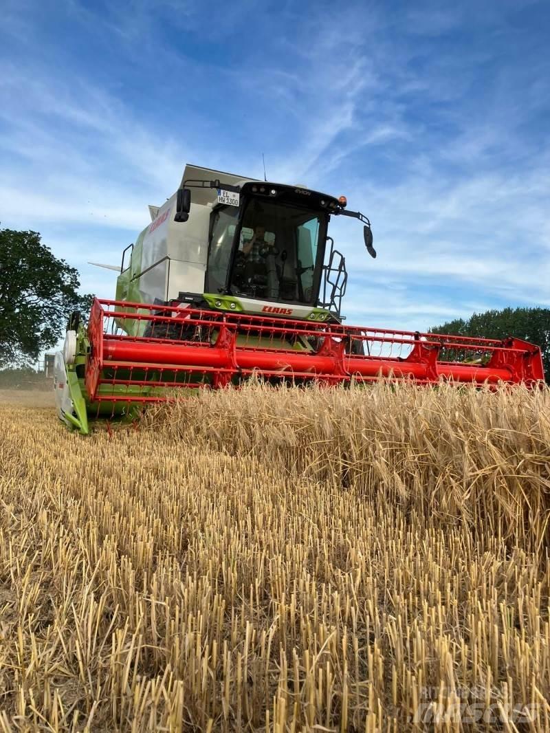 CLAAS Evion 430 コンバイン