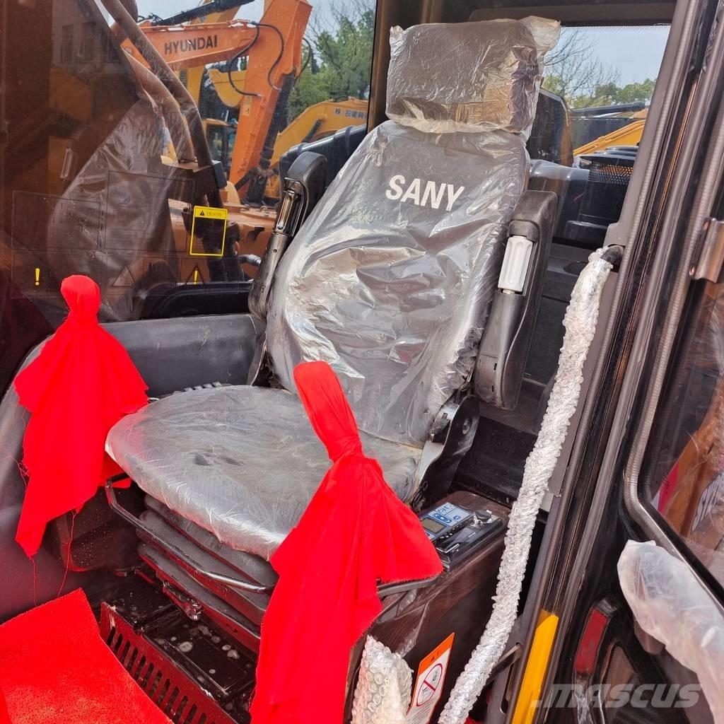 Sany SY 215 C 大型油圧ショベル12t以上（パワーショベル・ユンボ）