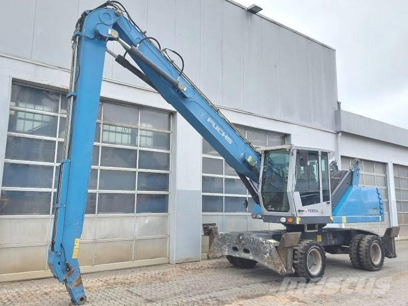 Fuchs MHL 335 E 廃棄物／工業産廃処理機