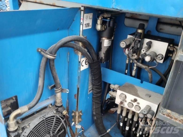 Genie GS3384 シザースリフト
