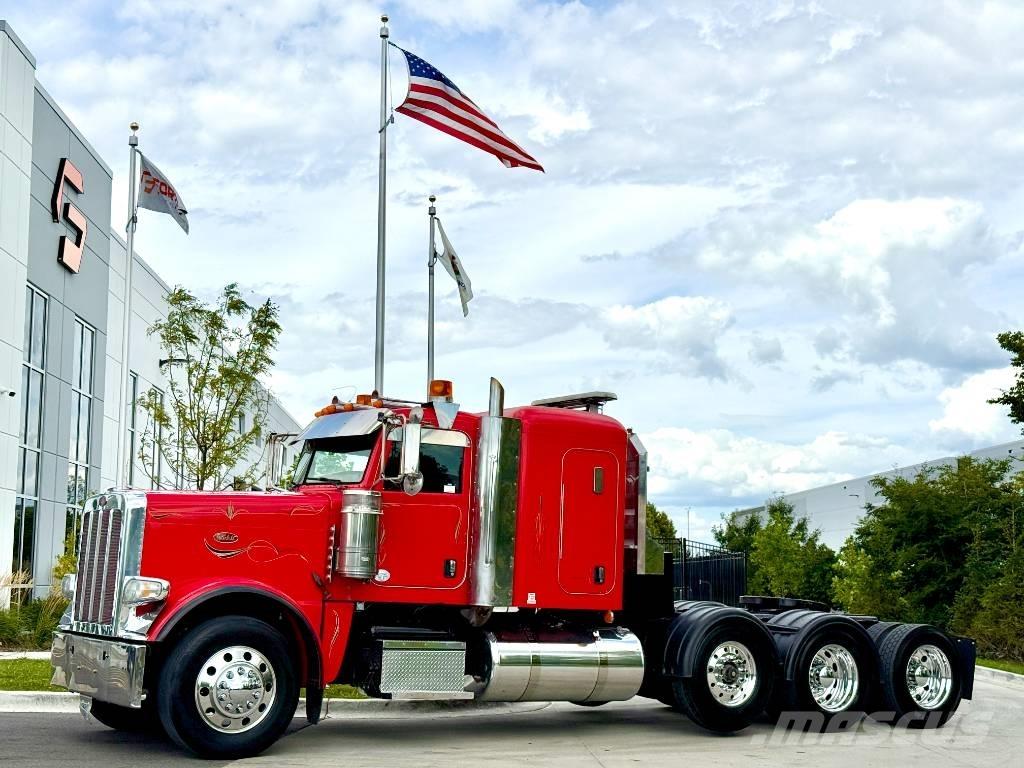 Peterbilt 388 中古トラクターヘッド | トレーラーヘッド