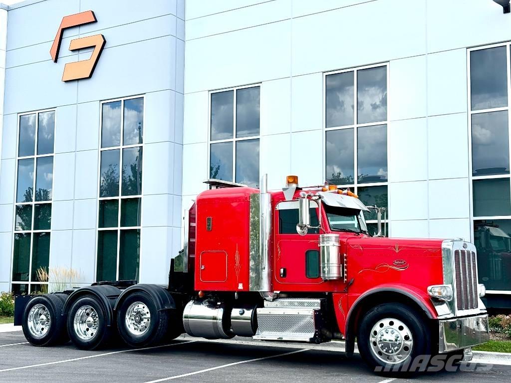 Peterbilt 388 中古トラクターヘッド | トレーラーヘッド