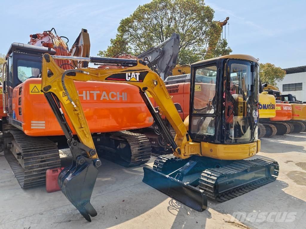 CAT 304 CR ミニ油圧ショベル 7t以下（ミニユンボ・ミニディガー）