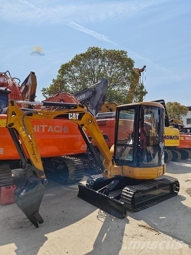 CAT 304 CR ミニ油圧ショベル 7t以下（ミニユンボ・ミニディガー）