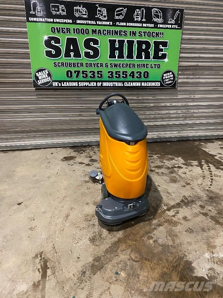 Taski 955b 床洗浄機（スクラバー）