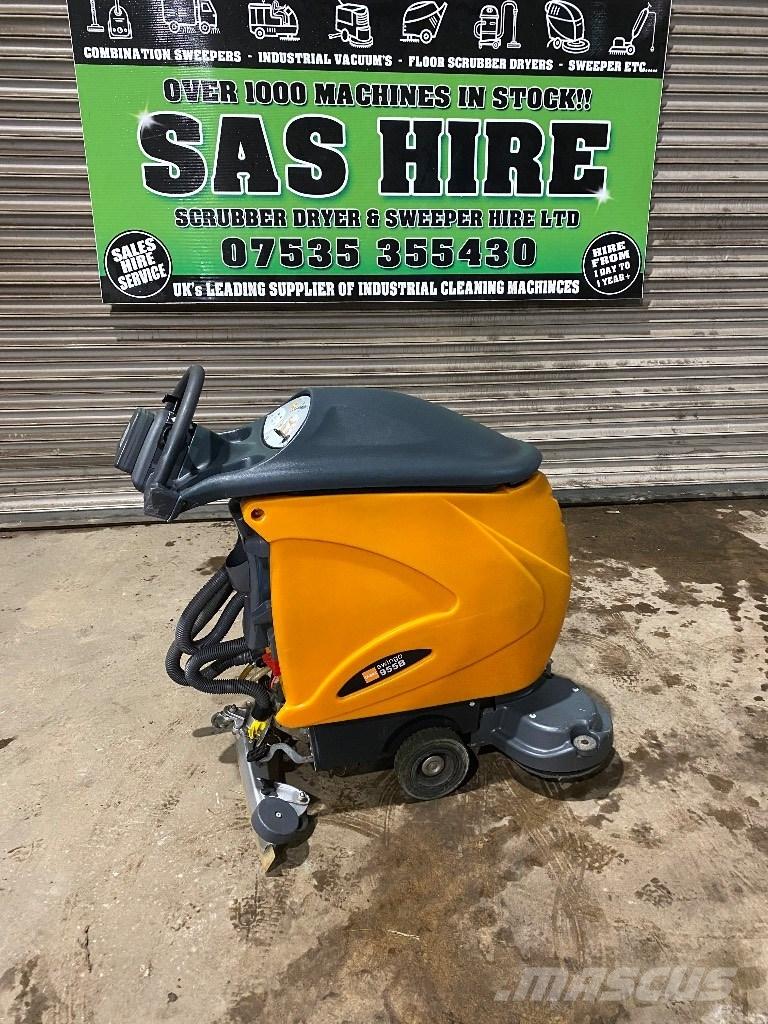 Taski 955b 床洗浄機（スクラバー）