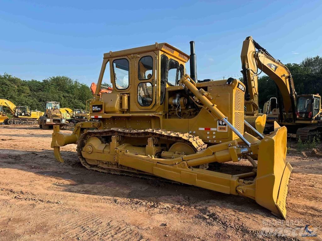 CAT D 7 G ブルドーザー