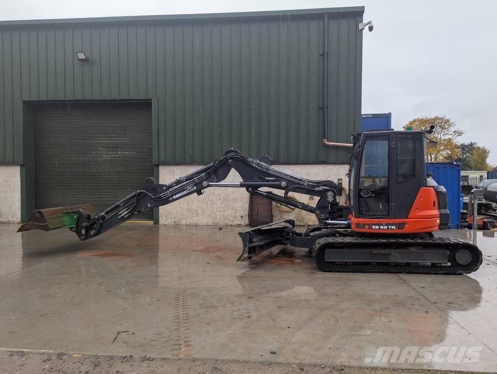 Eurocomach ES 95TR4 中型油圧ショベル 7ｔ-12ｔ（ユンボ・パワーショベル・バックホー）