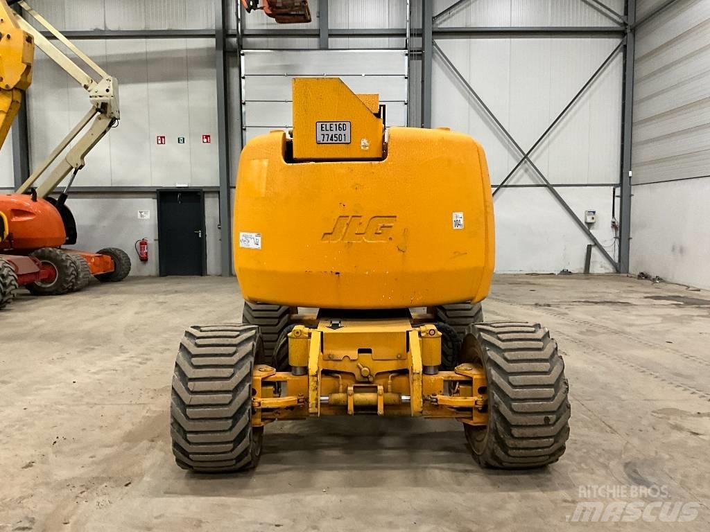 JLG 450 AJ ブームリフト　屈伸型