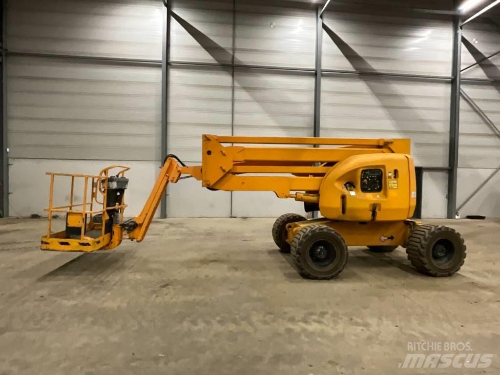 JLG 450 AJ ブームリフト　屈伸型