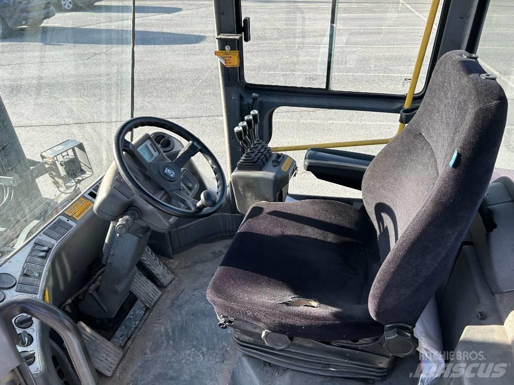 Kalmar DCE70-6 ディーゼル・軽油
