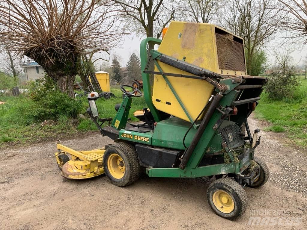 John Deere F 935 乗用・自走モア/芝刈り機