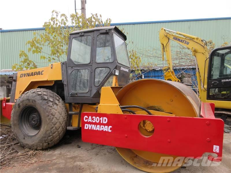 Dynapac CA 301 D 振動ローラ