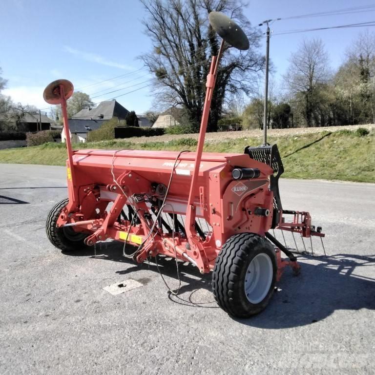 Kuhn Premia 300 ドリル