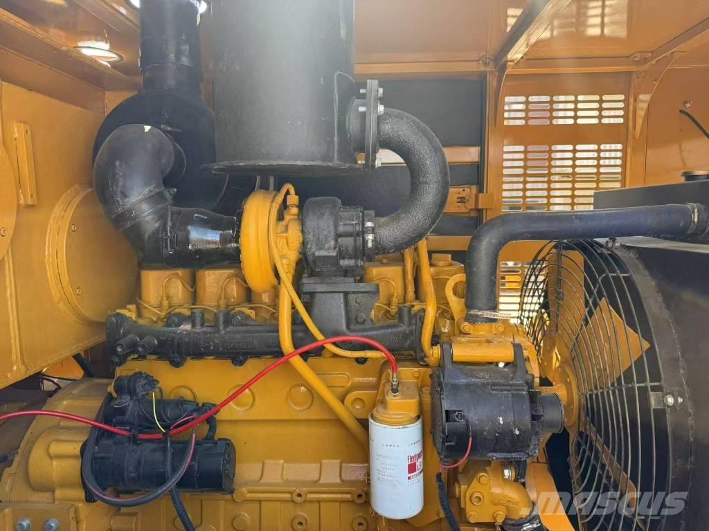 CAT 140 H モーターグレーダー