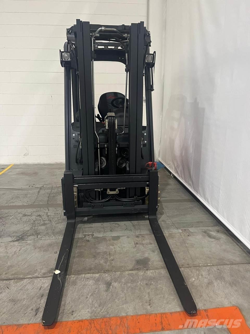 Linde E16C バッテリーフォークリフト