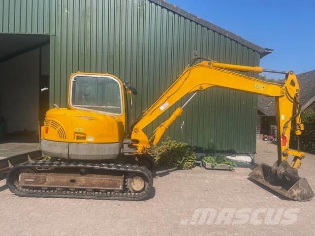 Volvo ECR 88 2013 中型油圧ショベル 7ｔ-12ｔ（ユンボ・パワーショベル・バックホー）