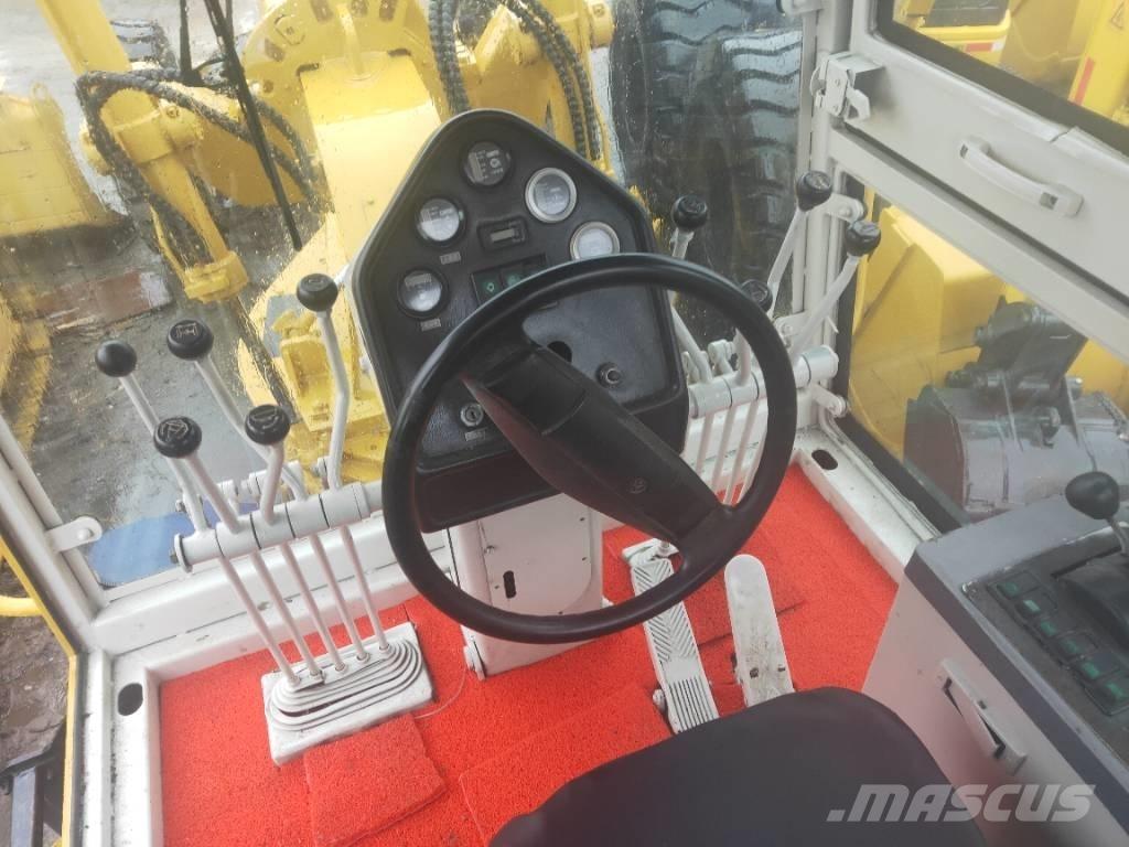 XCMG GR 180 モーターグレーダー