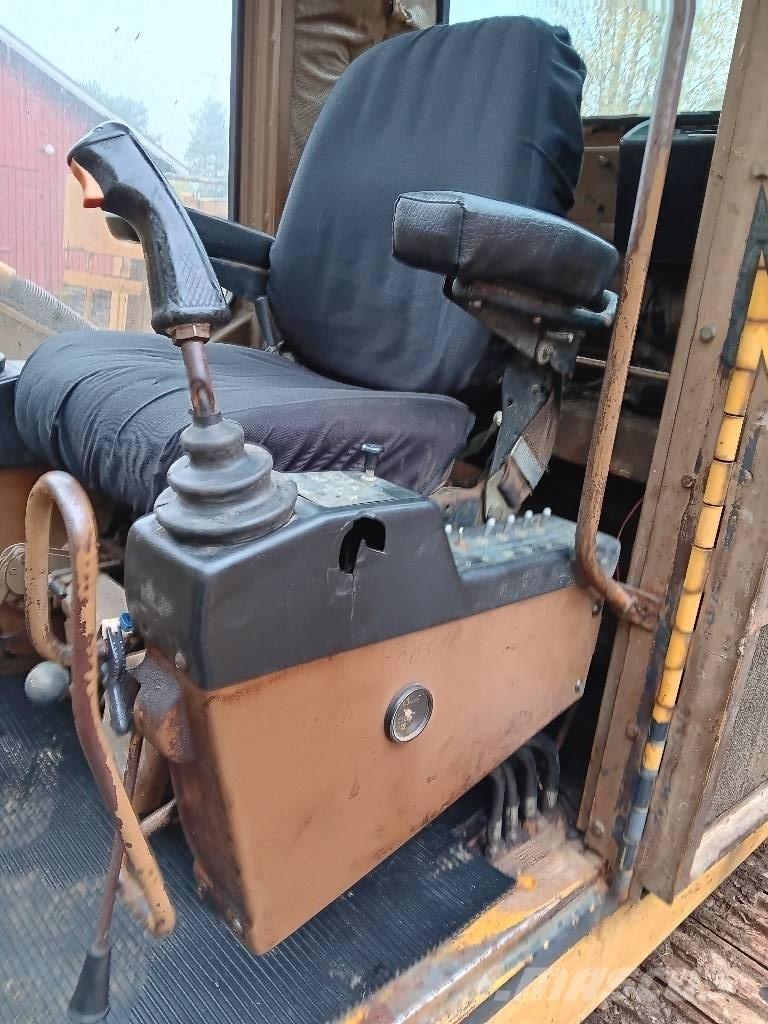 CAT 219 LC 大型油圧ショベル12t以上（パワーショベル・ユンボ）
