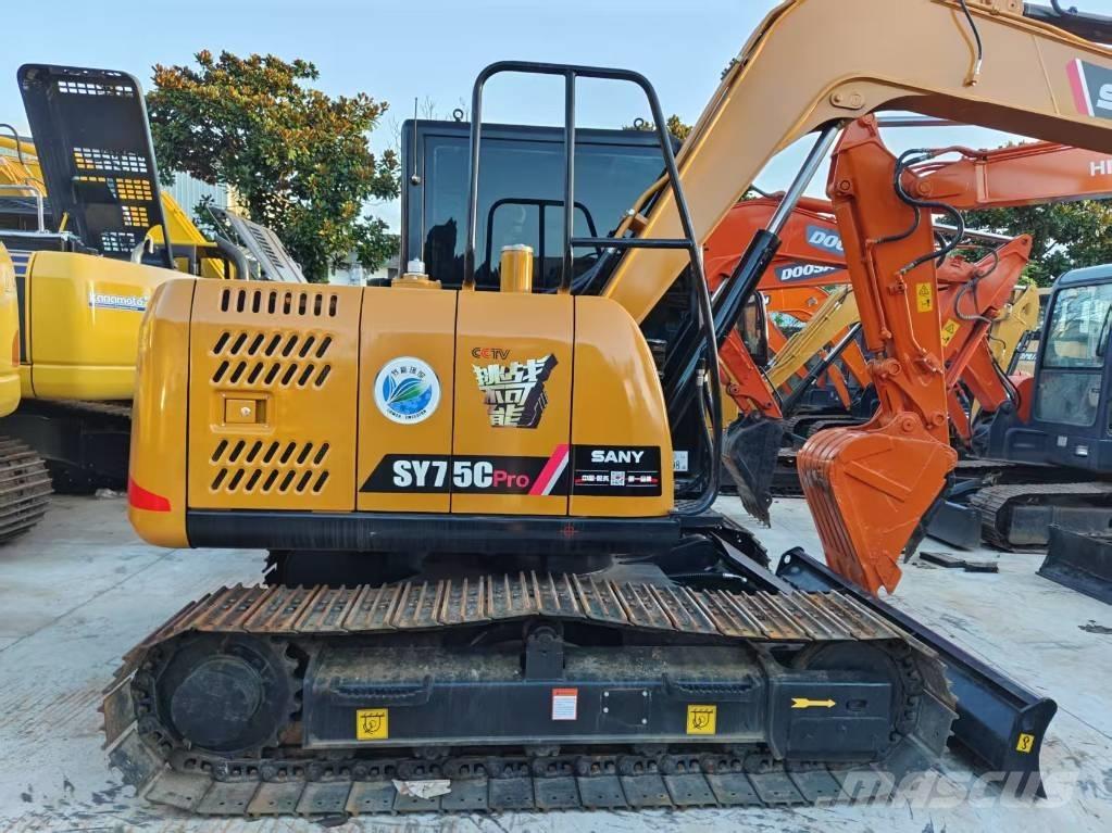 Sany SY 75 C 大型油圧ショベル12t以上（パワーショベル・ユンボ）