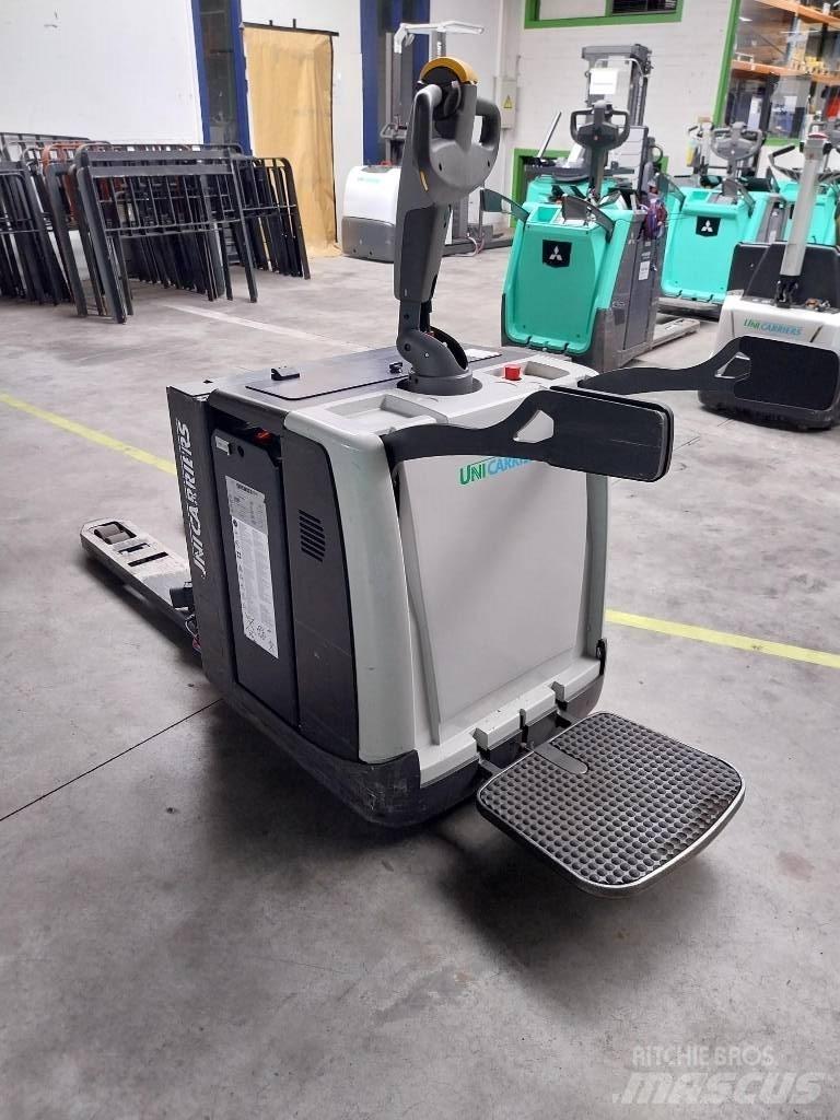 UniCarriers PMR 200 ローリフトとプラットフォーム