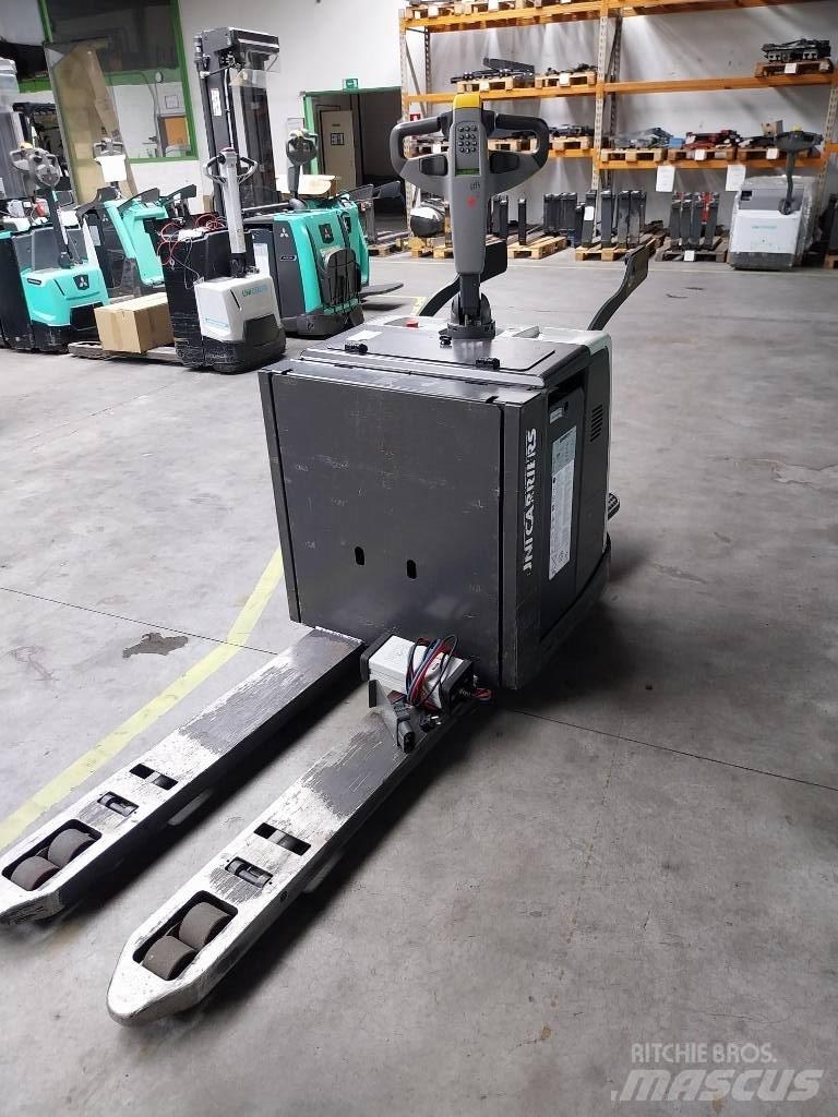 UniCarriers PMR 200 ローリフトとプラットフォーム