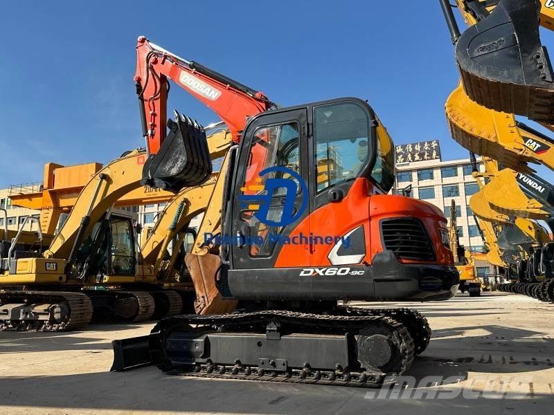 Doosan DX 60 大型油圧ショベル12t以上（パワーショベル・ユンボ）