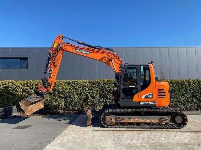 Doosan DX140 LCR-5 大型油圧ショベル12t以上（パワーショベル・ユンボ）