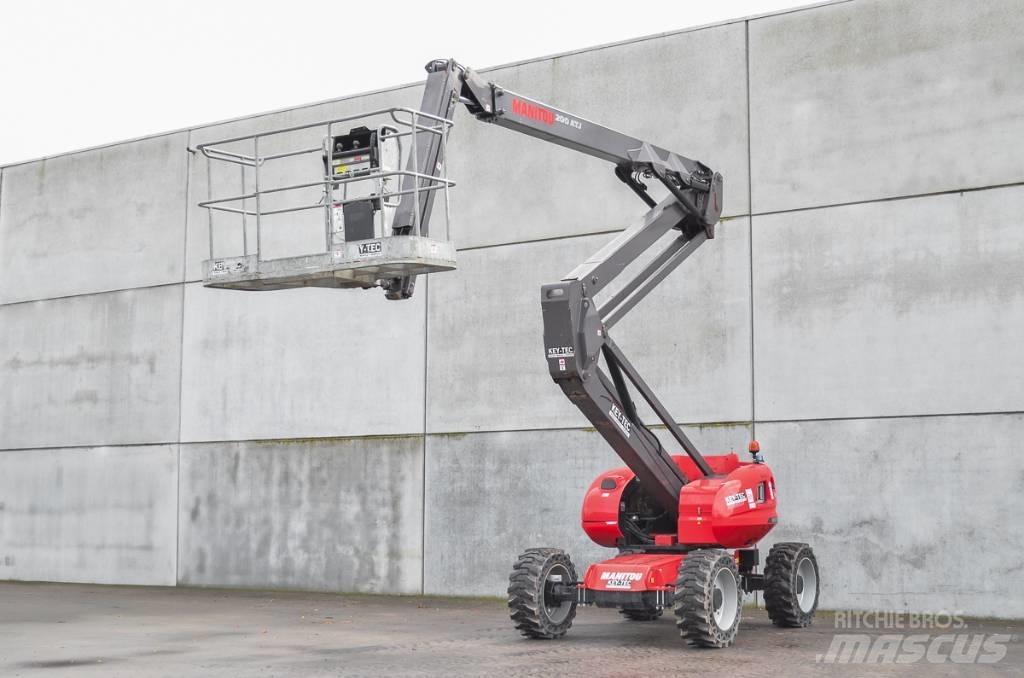 Manitou 200 ATJ RC ブームリフト　屈伸型
