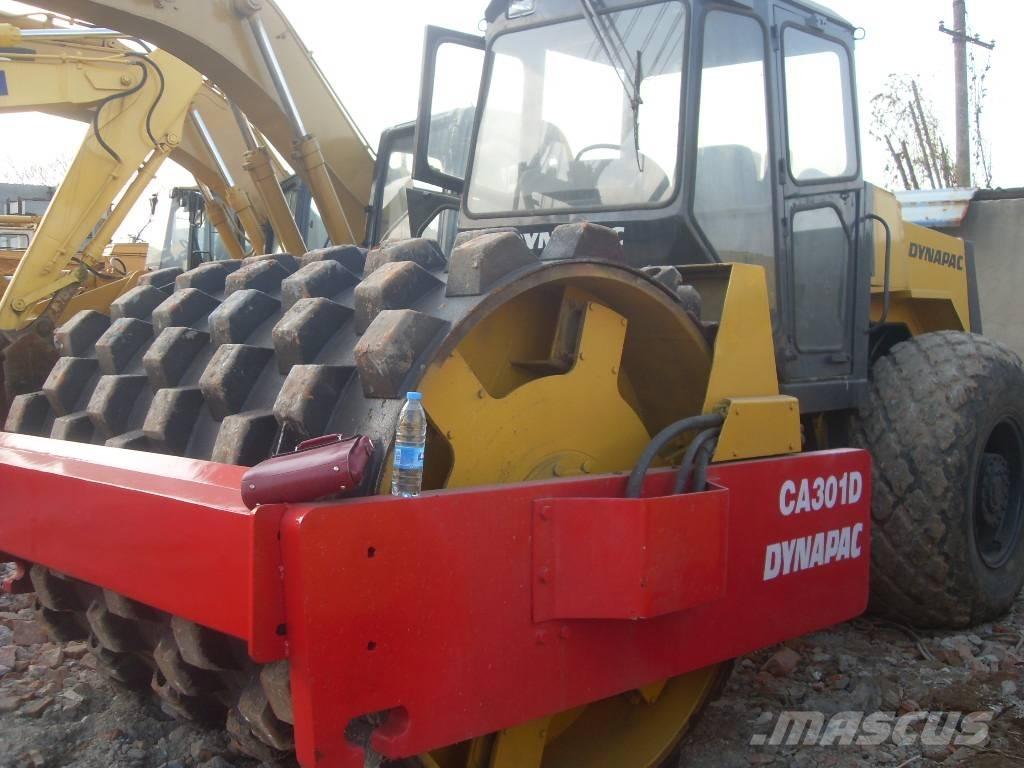 Dynapac CA 301 D 振動ローラ