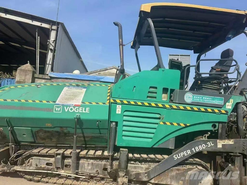 Vögele 1880-2l アスファルトフィニッシャ