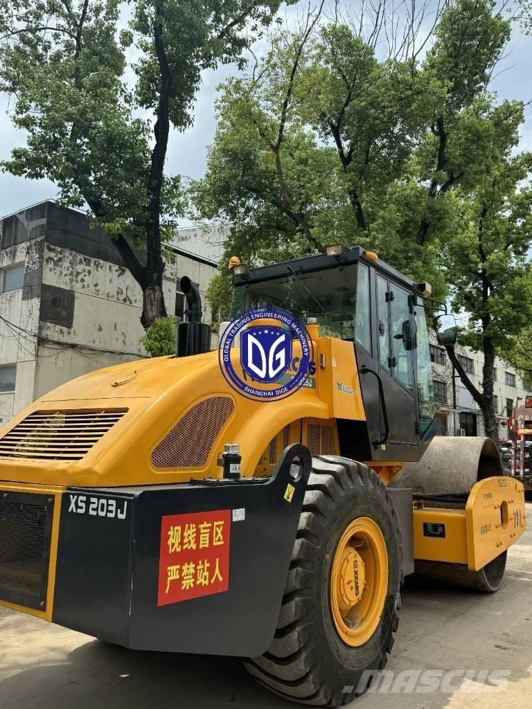 XCMG XS 203 J 振動ローラ
