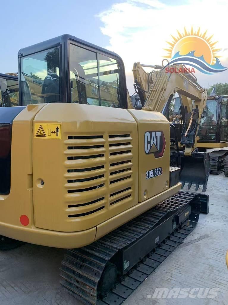 CAT 305.5 E2 大型油圧ショベル12t以上（パワーショベル・ユンボ）