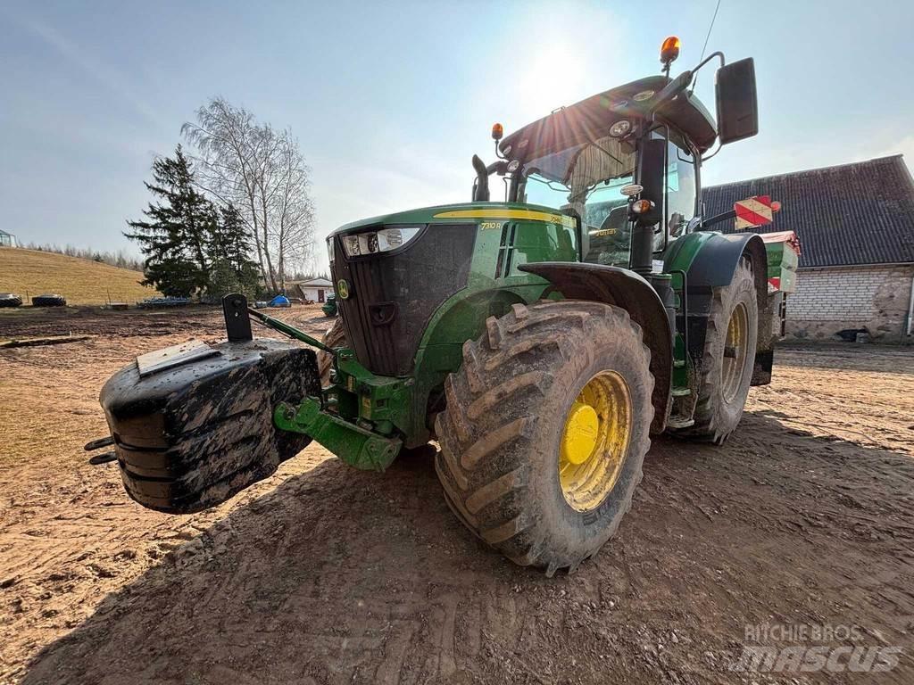 John Deere 7310R トラクター