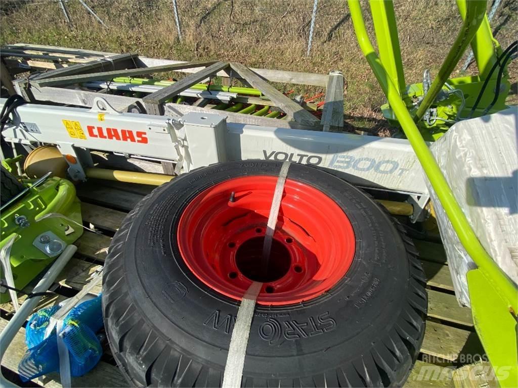 CLAAS VOLTO 1300 T テッダー・テッダーレーキ