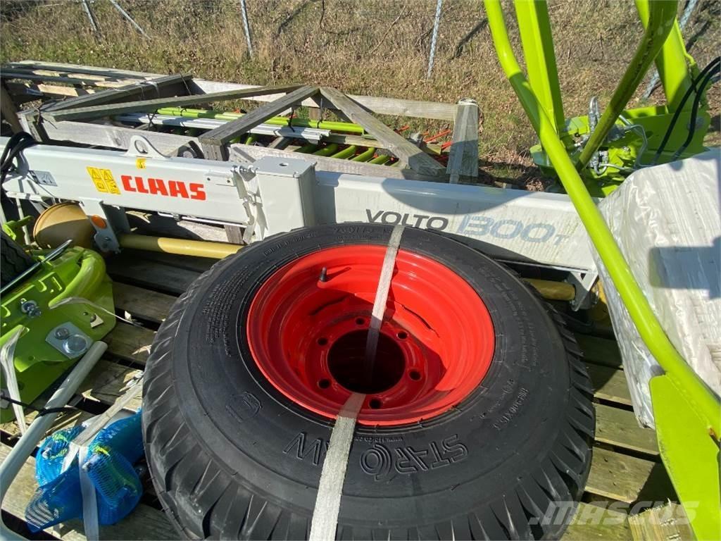 CLAAS VOLTO 1300 T テッダー・テッダーレーキ