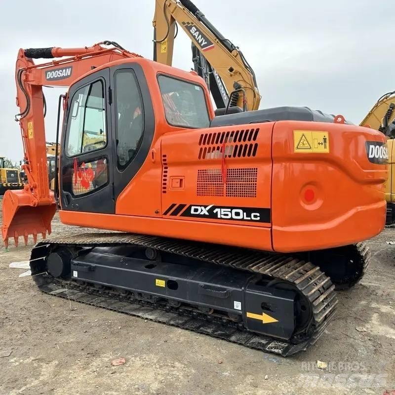 Doosan DX 150 大型油圧ショベル12t以上（パワーショベル・ユンボ）