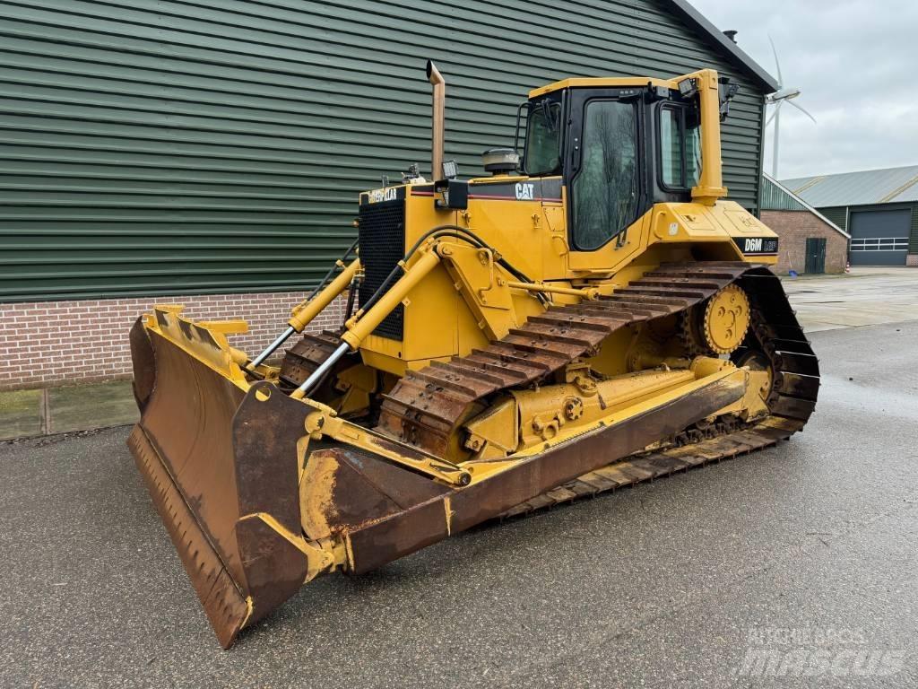 CAT D 6 M LGP ブルドーザー