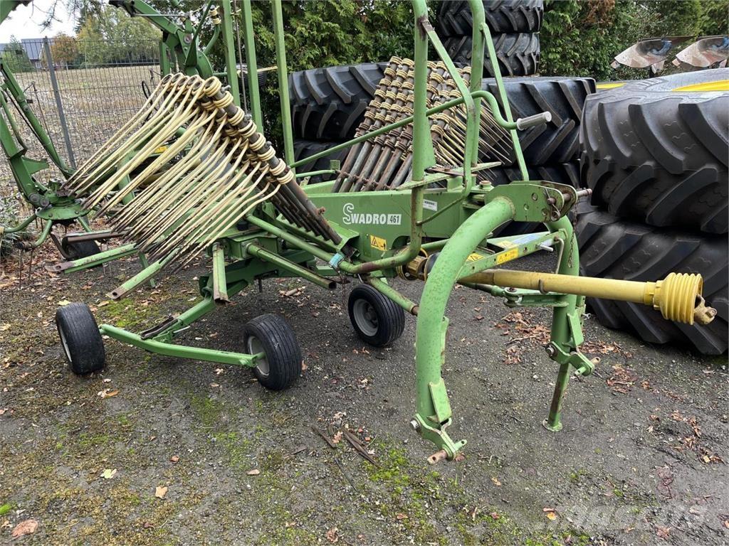 Krone SWADRO 461 ウィンドローア/レーキ