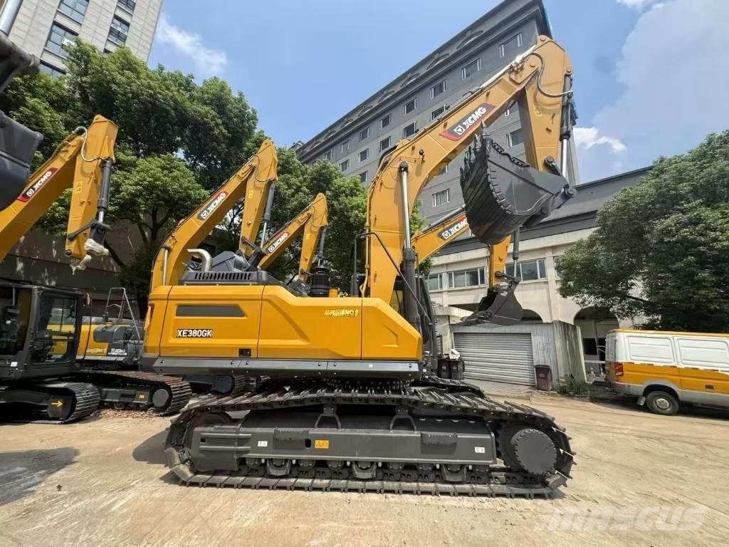 XCMG XE 300 GK 大型油圧ショベル12t以上（パワーショベル・ユンボ）