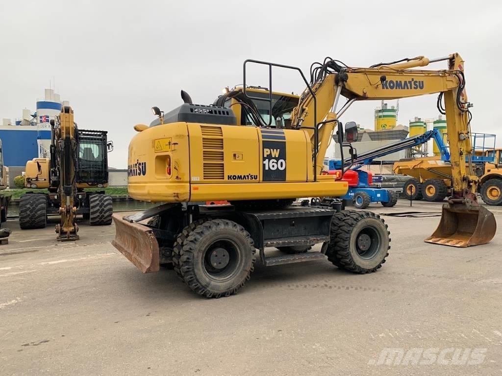 Komatsu PW160-8 ホイール式油圧ショベル（パワーショベル・ユンボ・バックホー）
