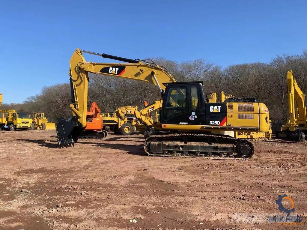 CAT 325 D 大型油圧ショベル12t以上（パワーショベル・ユンボ）
