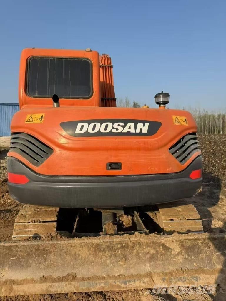 Doosan DX 75-9 C 大型油圧ショベル12t以上（パワーショベル・ユンボ）