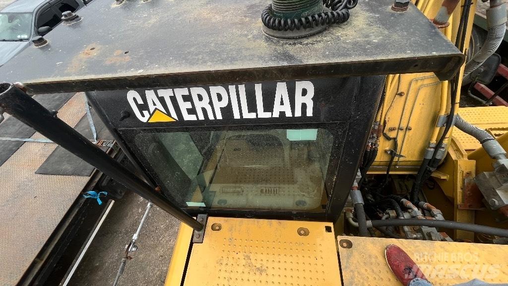 CAT 324 D L 大型油圧ショベル12t以上（パワーショベル・ユンボ）