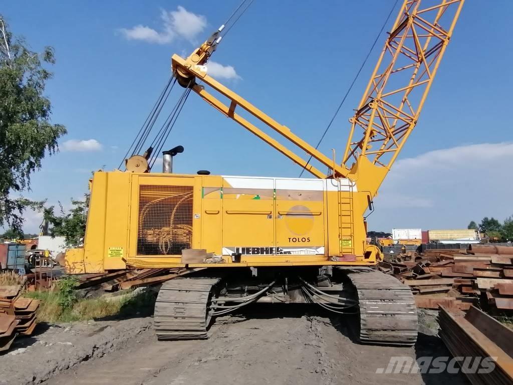 Liebherr HS 872 HD クローラクレーン