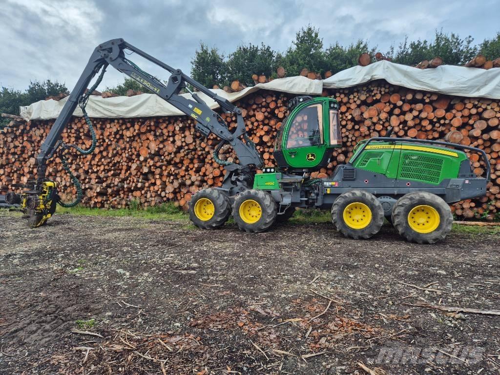 John Deere 1170G ハーベスター