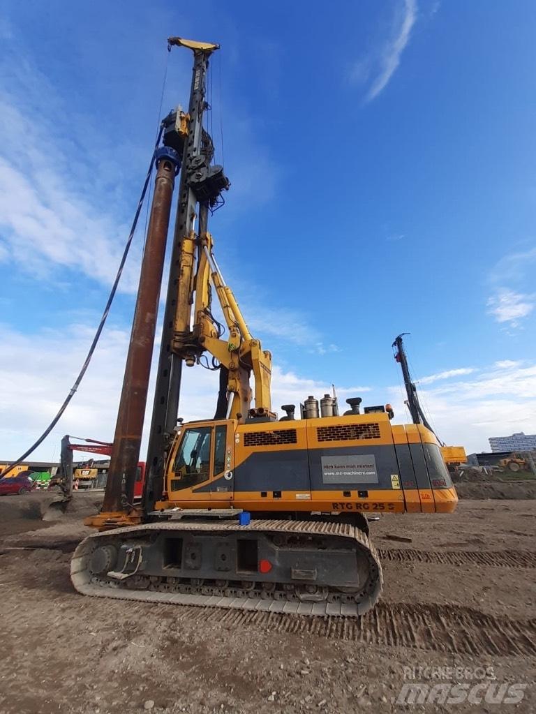 RTG RG 25 S 杭打ち機