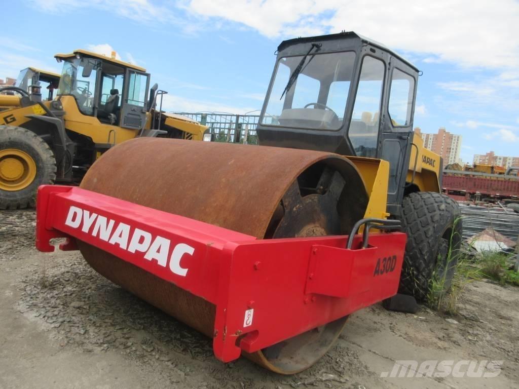 Dynapac CA 30 D 振動ローラ